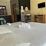 Pousada Chales Madu